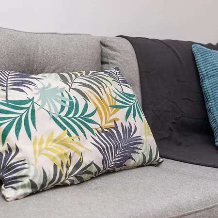 Warm & Family Friendly Apartment With Balcony By Noclegi Renters Appartamento